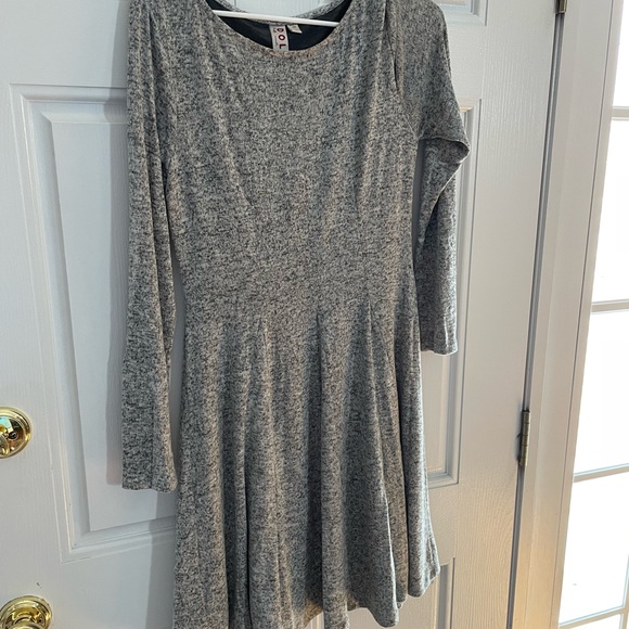 Anthropology Dress NWT - Gray Size Small. - Picture 8 of 16